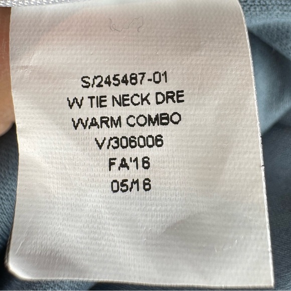 Banana Republic Floral Dress with Neck Tie - Picture 8 of 8